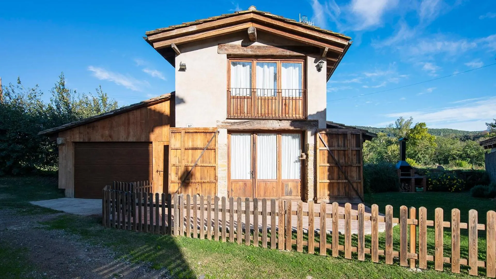 El Niu Villa Montagut Spain