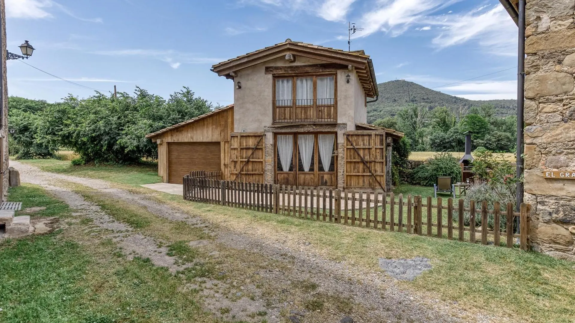 Villa El Niu Montagut